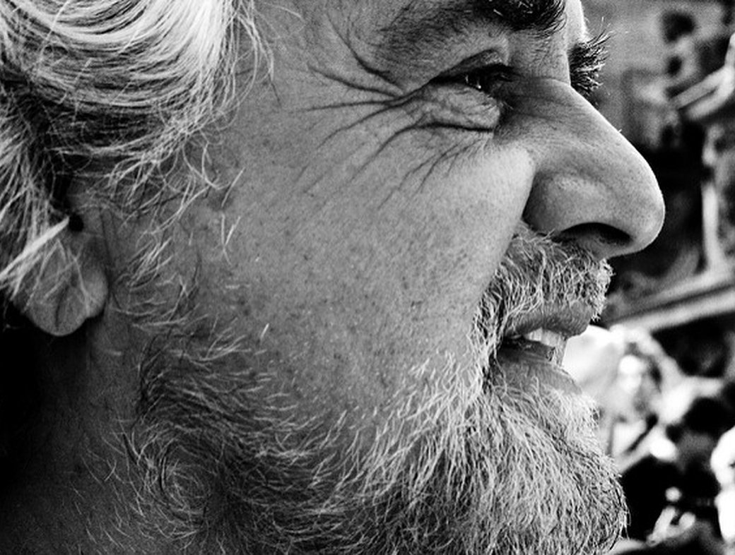 Black Mirror, Beppe Grillo and by-elections