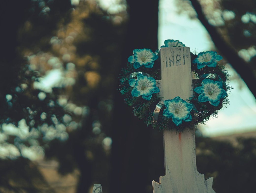 Attending to Grief: Some reflections from a Theos &lsquo;round table&rsquo; 