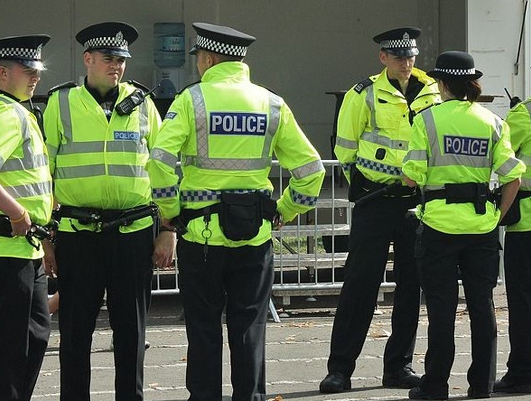 What should schools do about radicalisation?