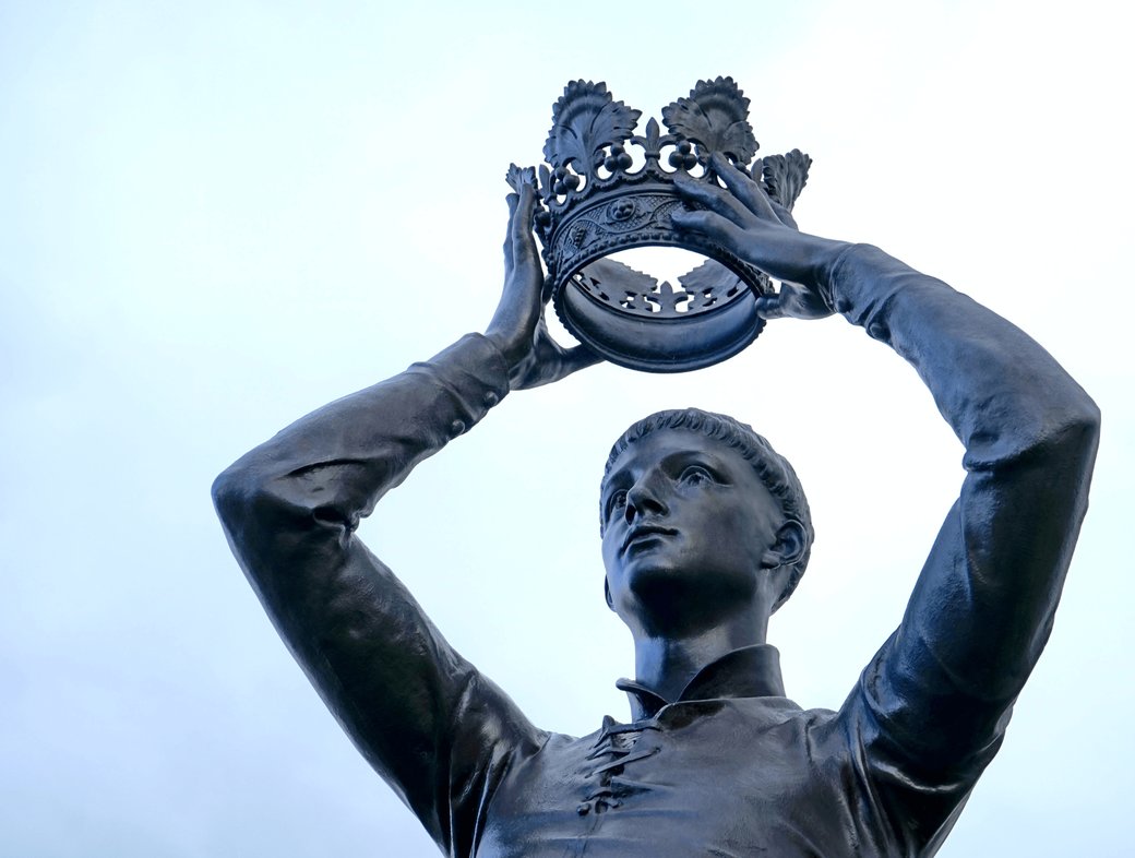 Beyond the Crown: A Coronation guide for the non&ndash;religious 