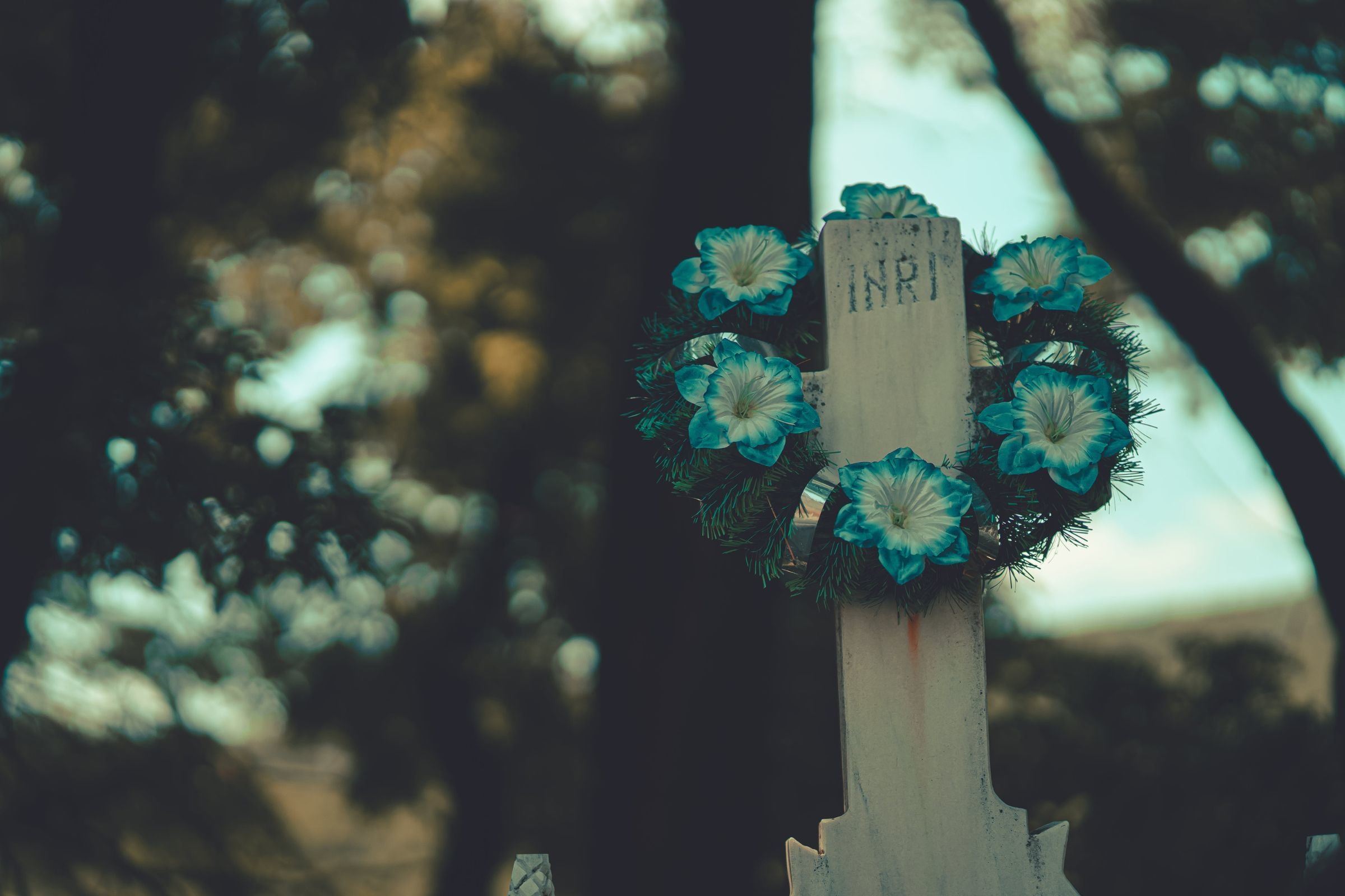 Attending to Grief: Some reflections from a Theos &lsquo;round table&rsquo; 